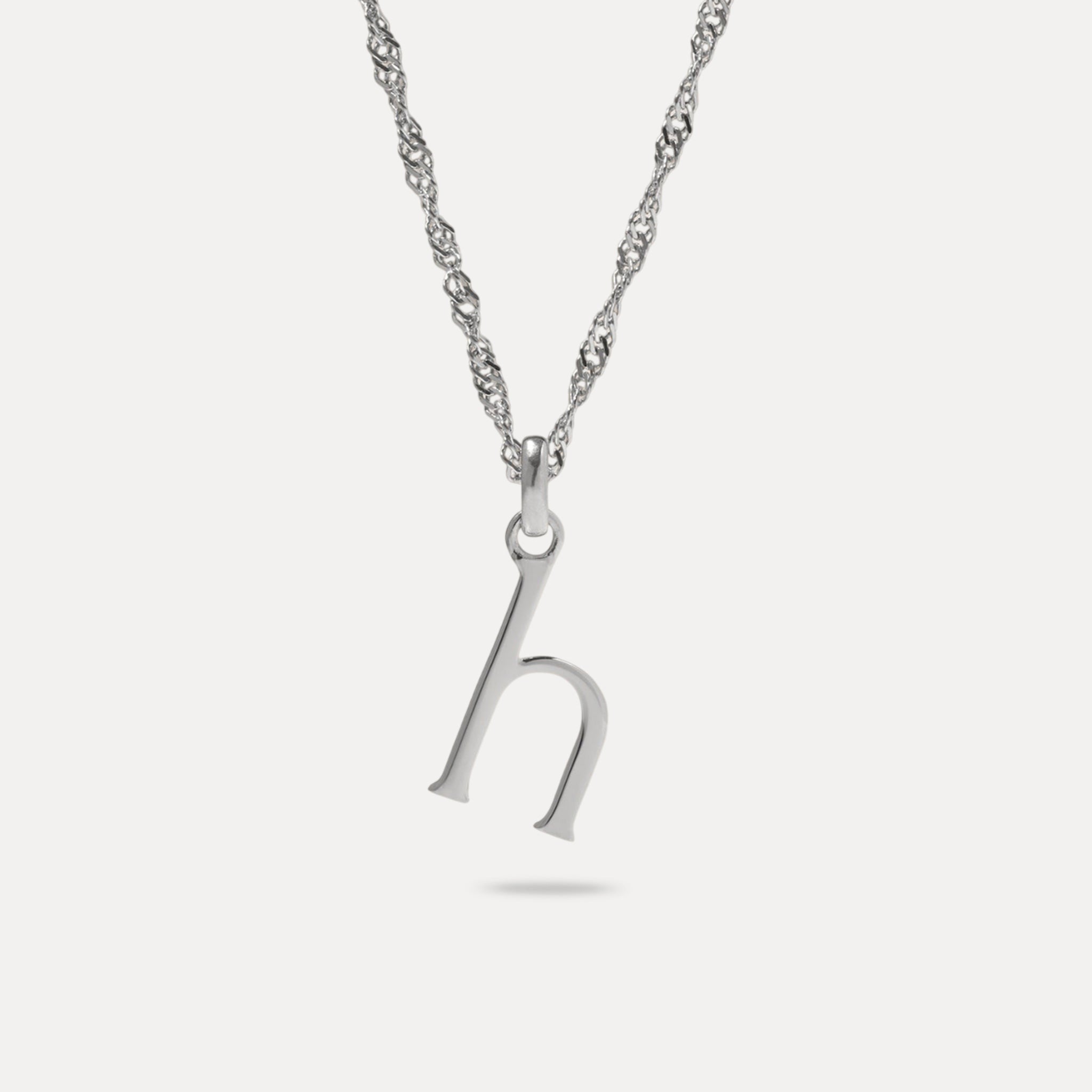 Initial mit Singapore Kette