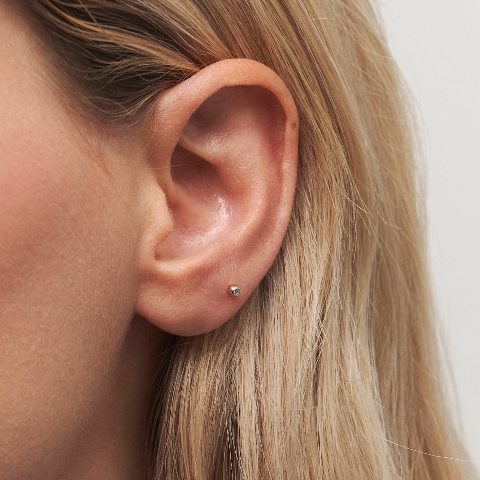 Aquamarin Brilliant Dot Ohrstecker Ohrringe | 585 Gold