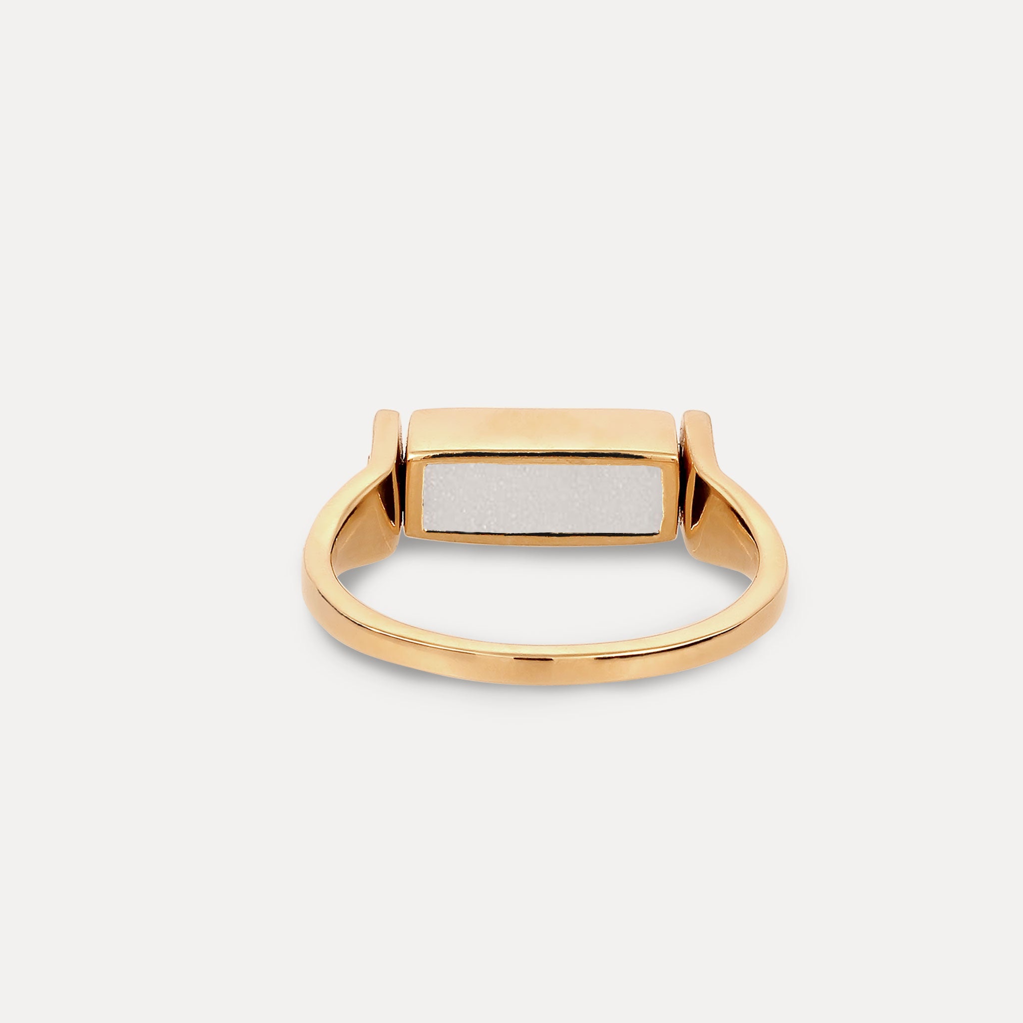 Saphir Engravable Brick Flip Ring