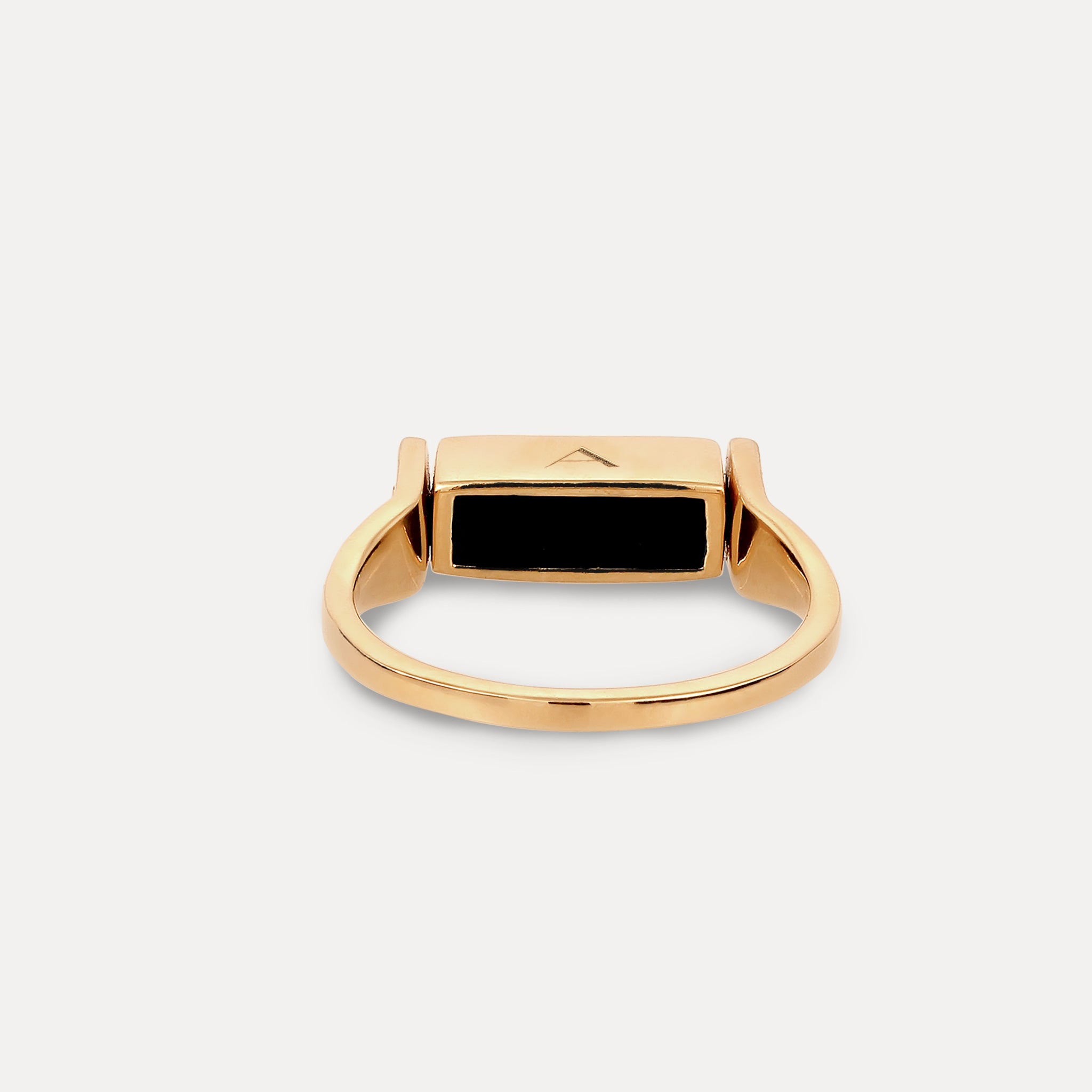 Saphir Engravable Brick Flip Ring