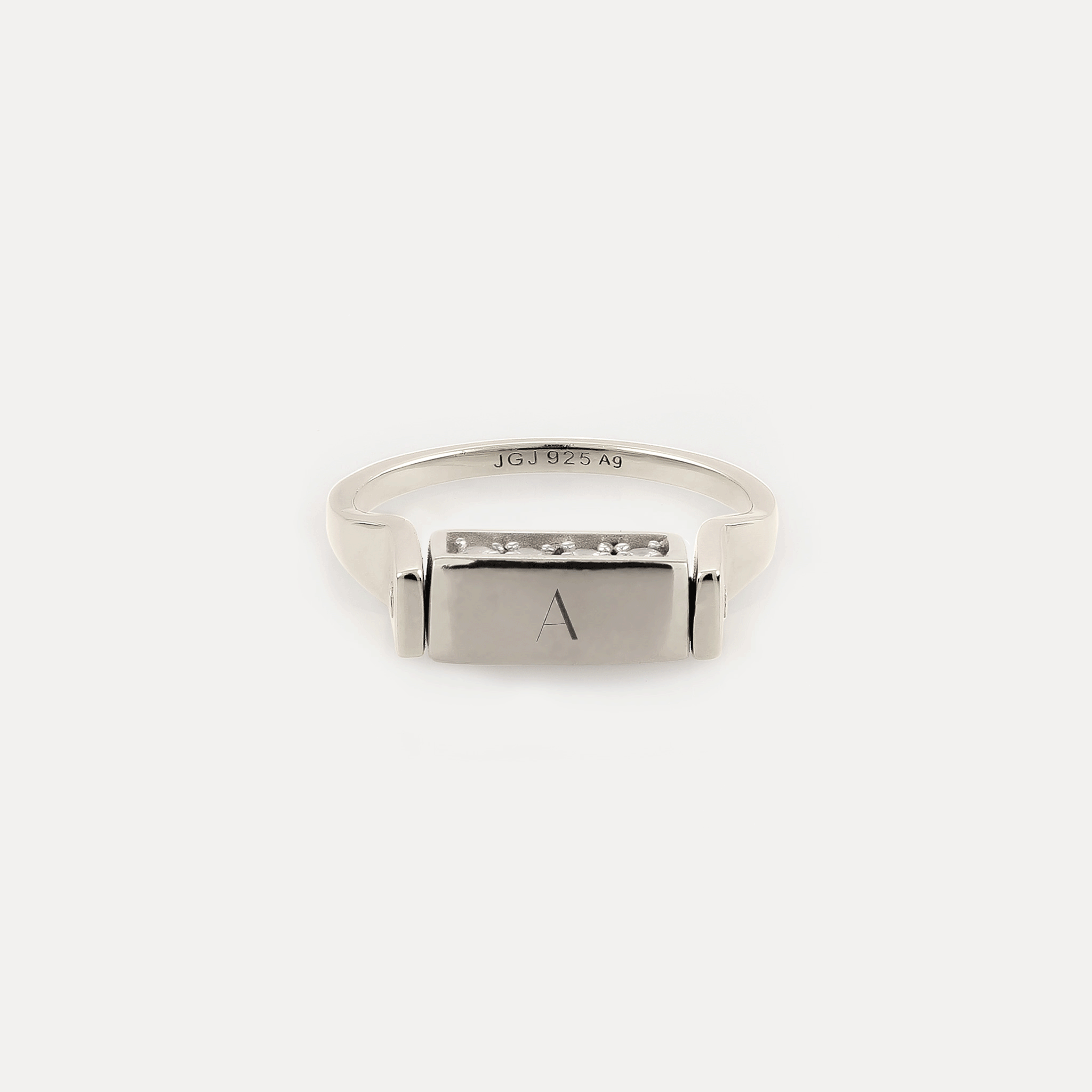 Saphir Engravable Brick Flip Ring