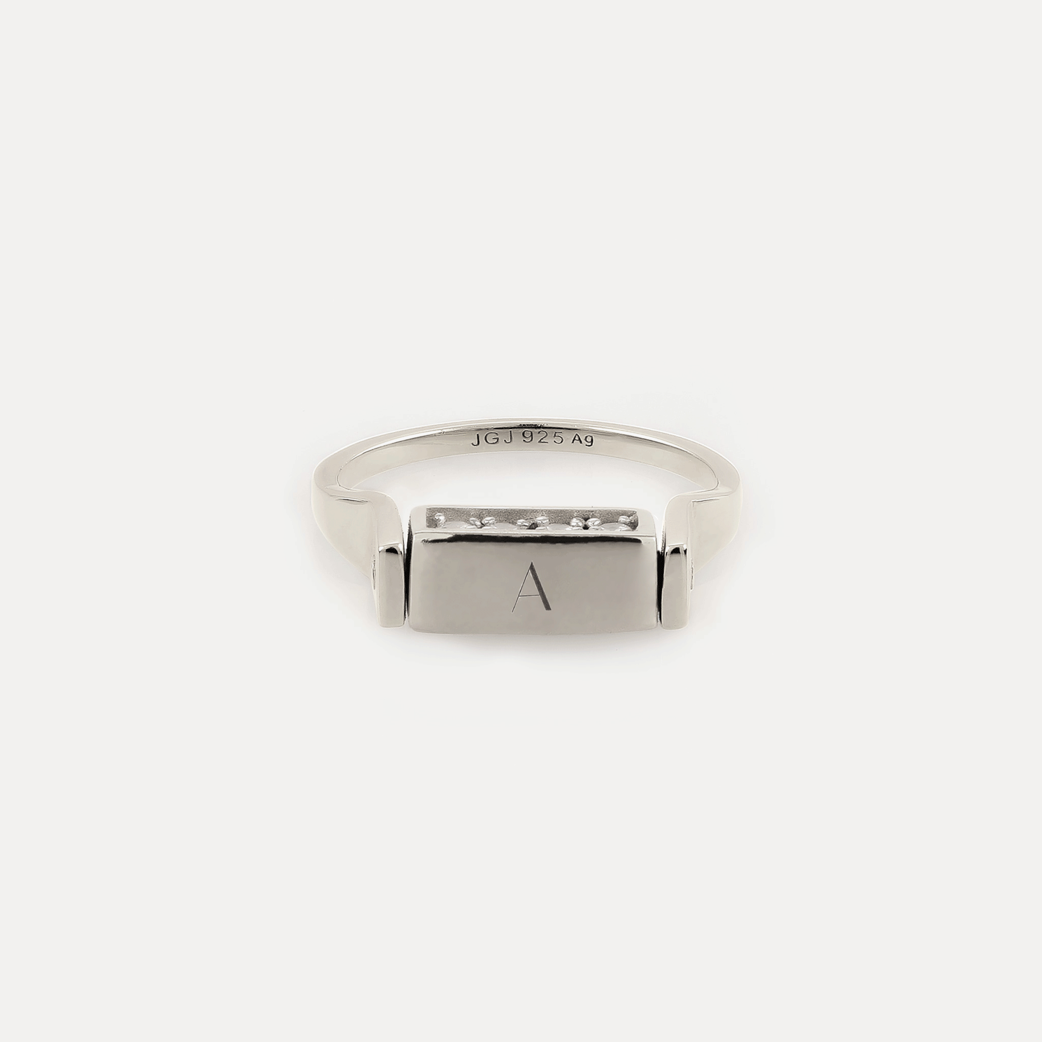 Saphir Engravable Brick Flip Ring
