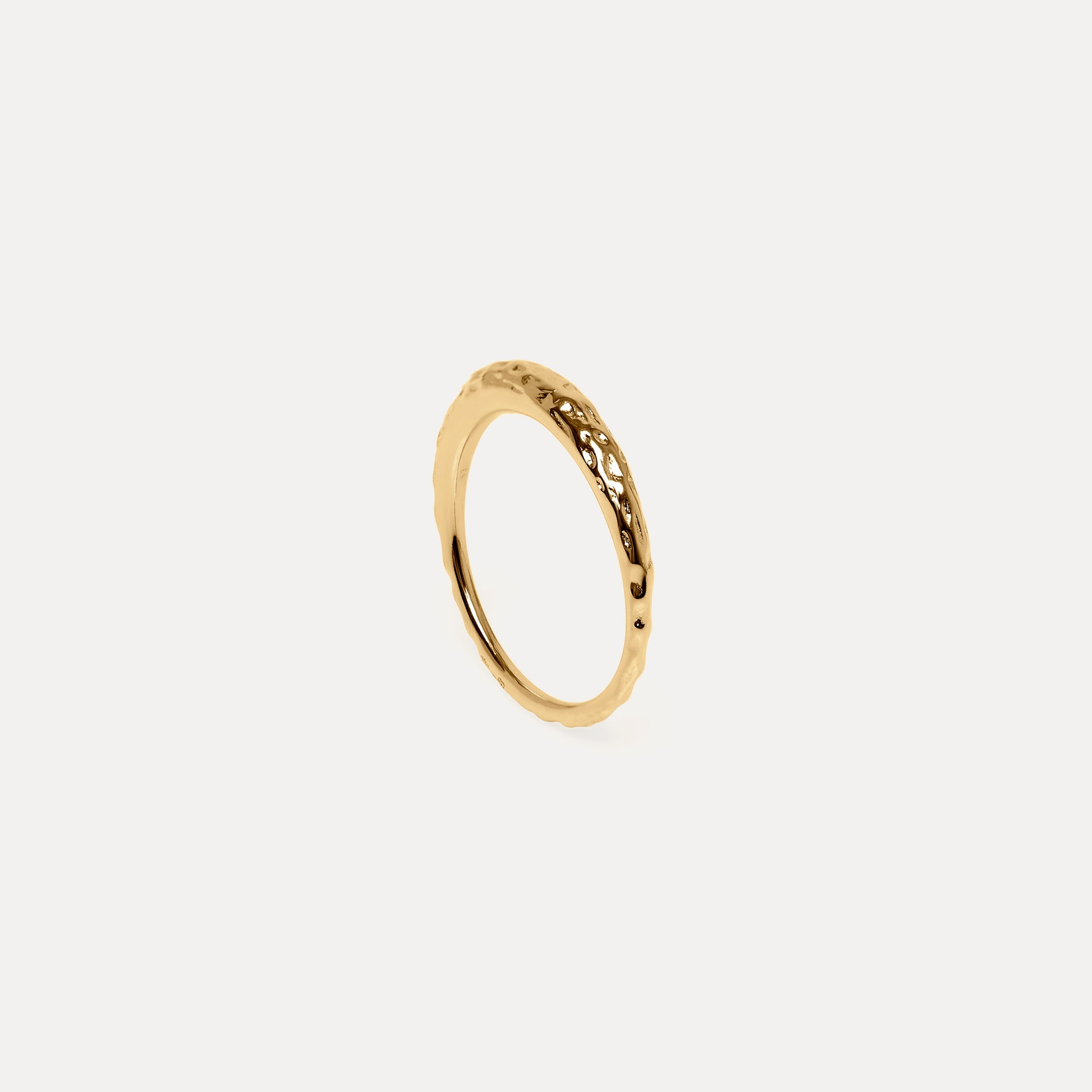 Hammered Thin Bombé Ring 14k Massivgold