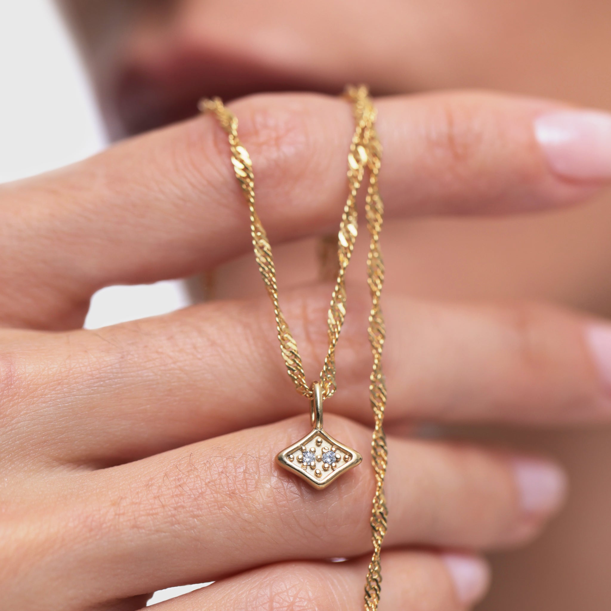 Weißer Saphir Supernova Pavé Anhänger