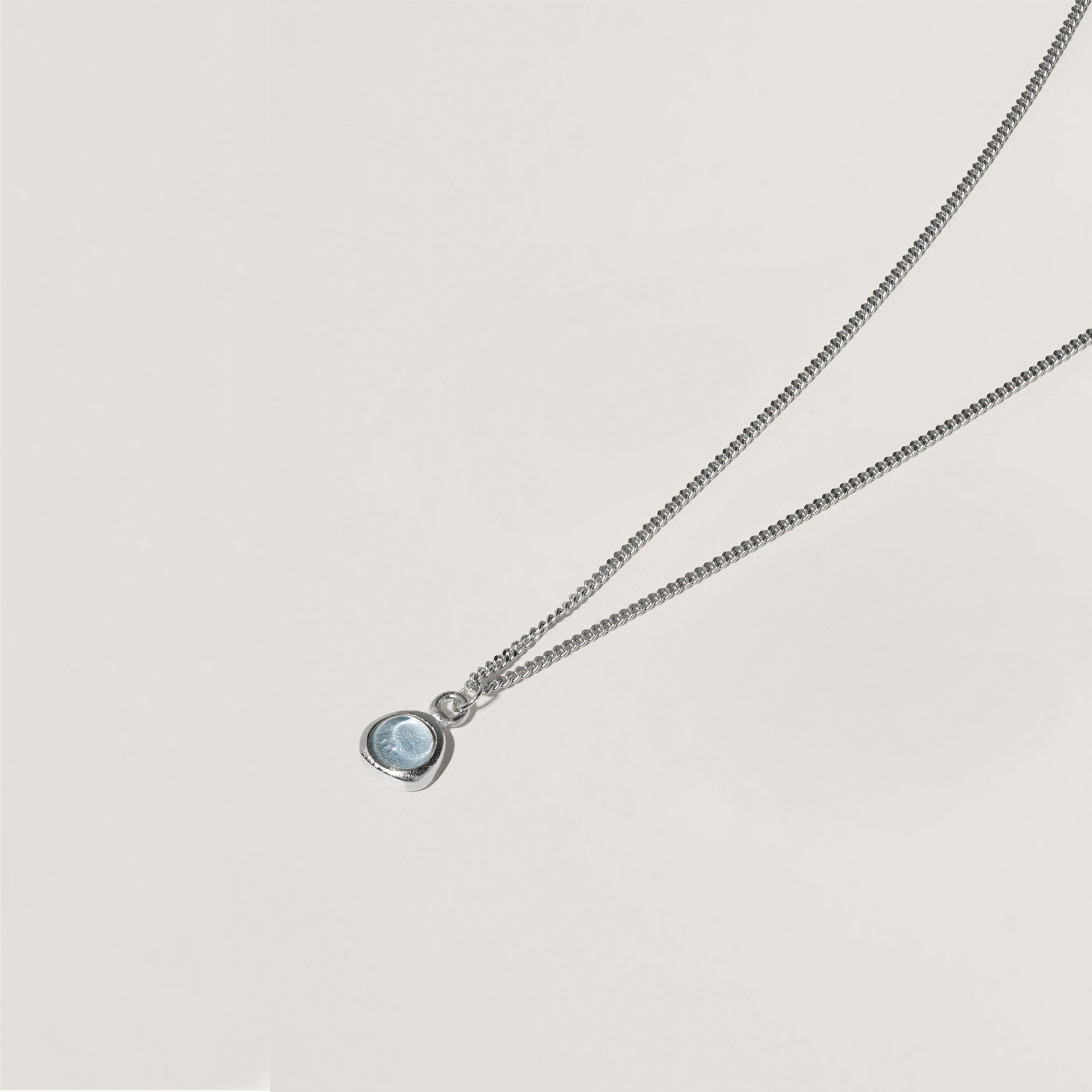 Aquamarin Stone Fluid Kette