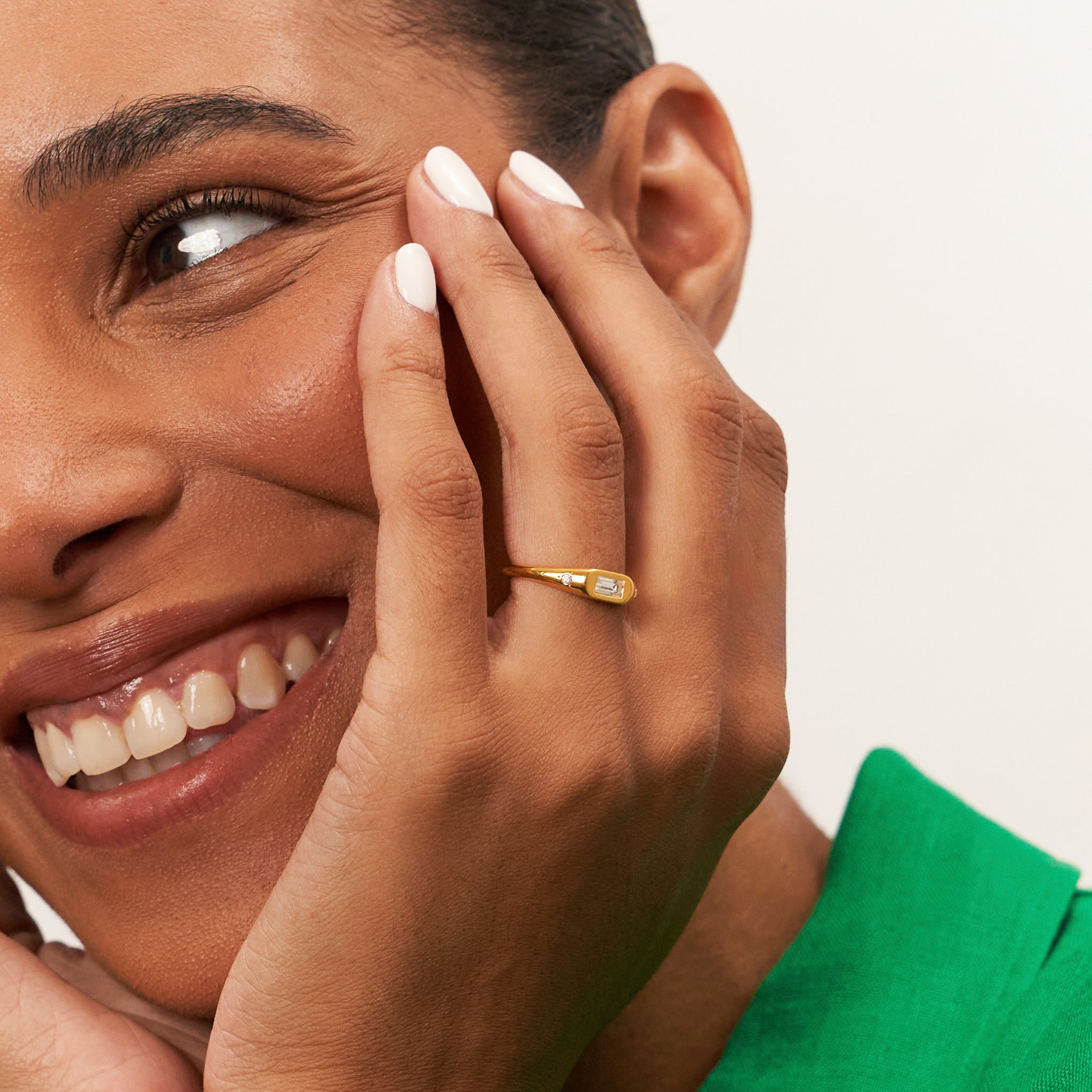 Weiße Kristalle Unique Ring