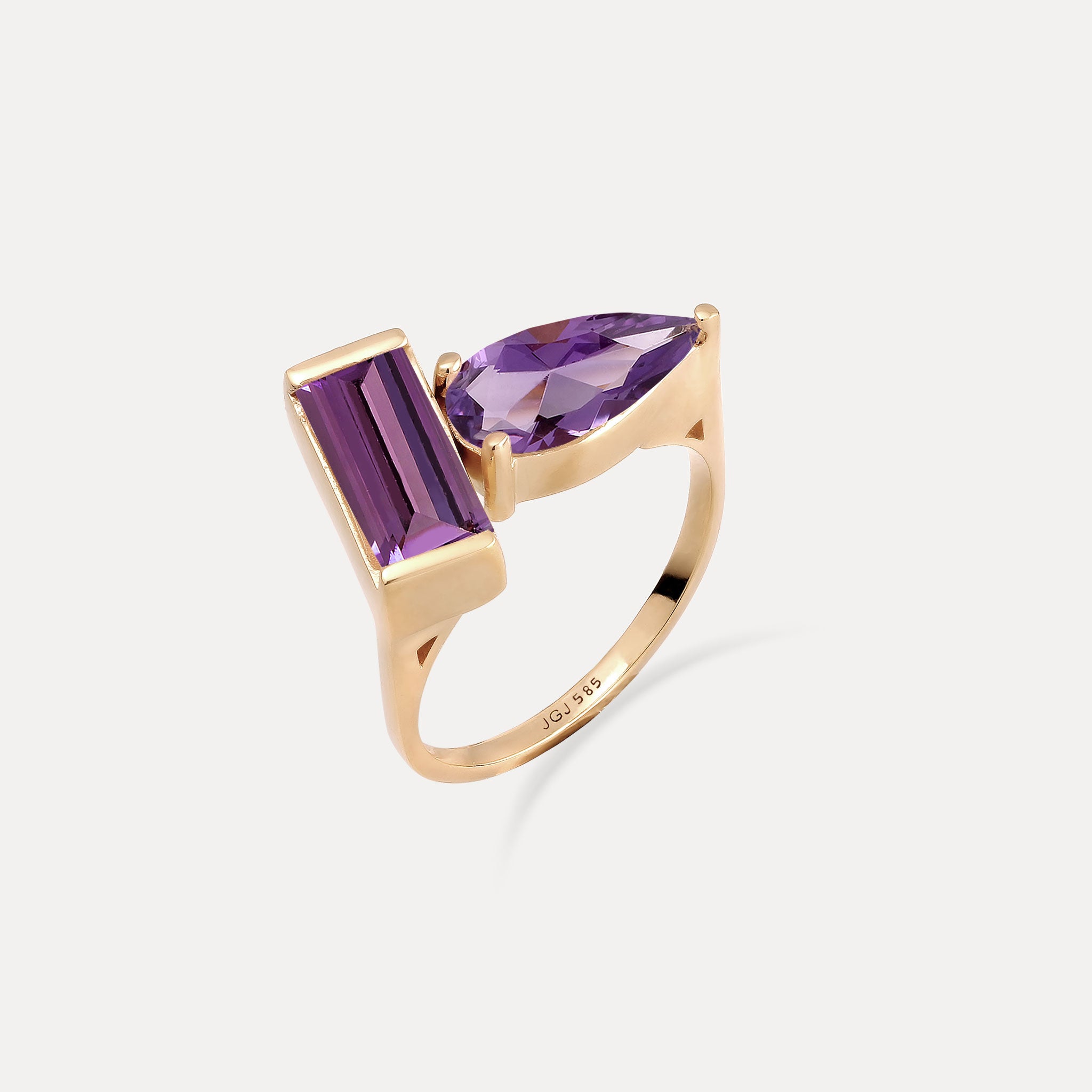 Amethyst Balance Ring | 585 Gold