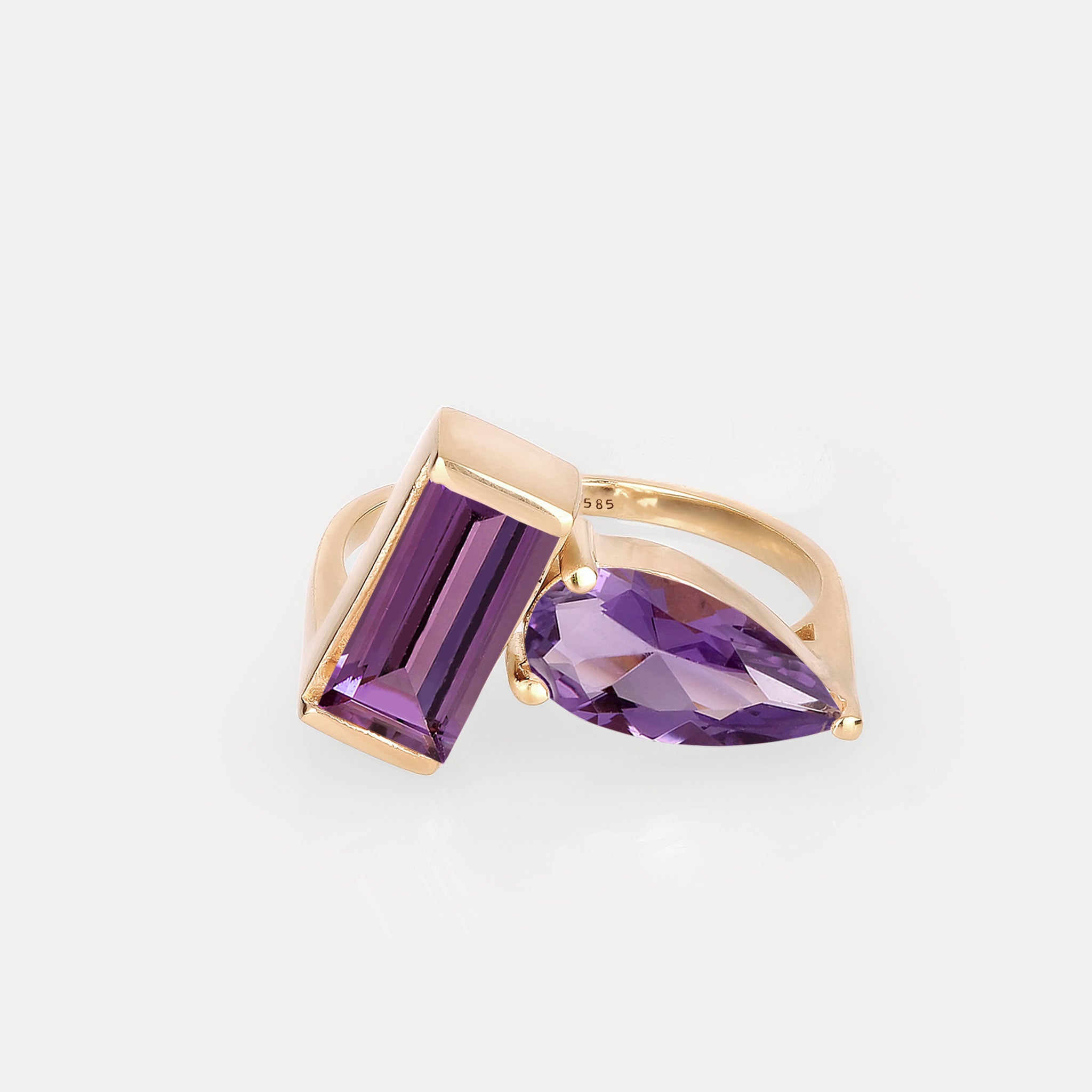Amethyst Balance Ring | 585 Gold