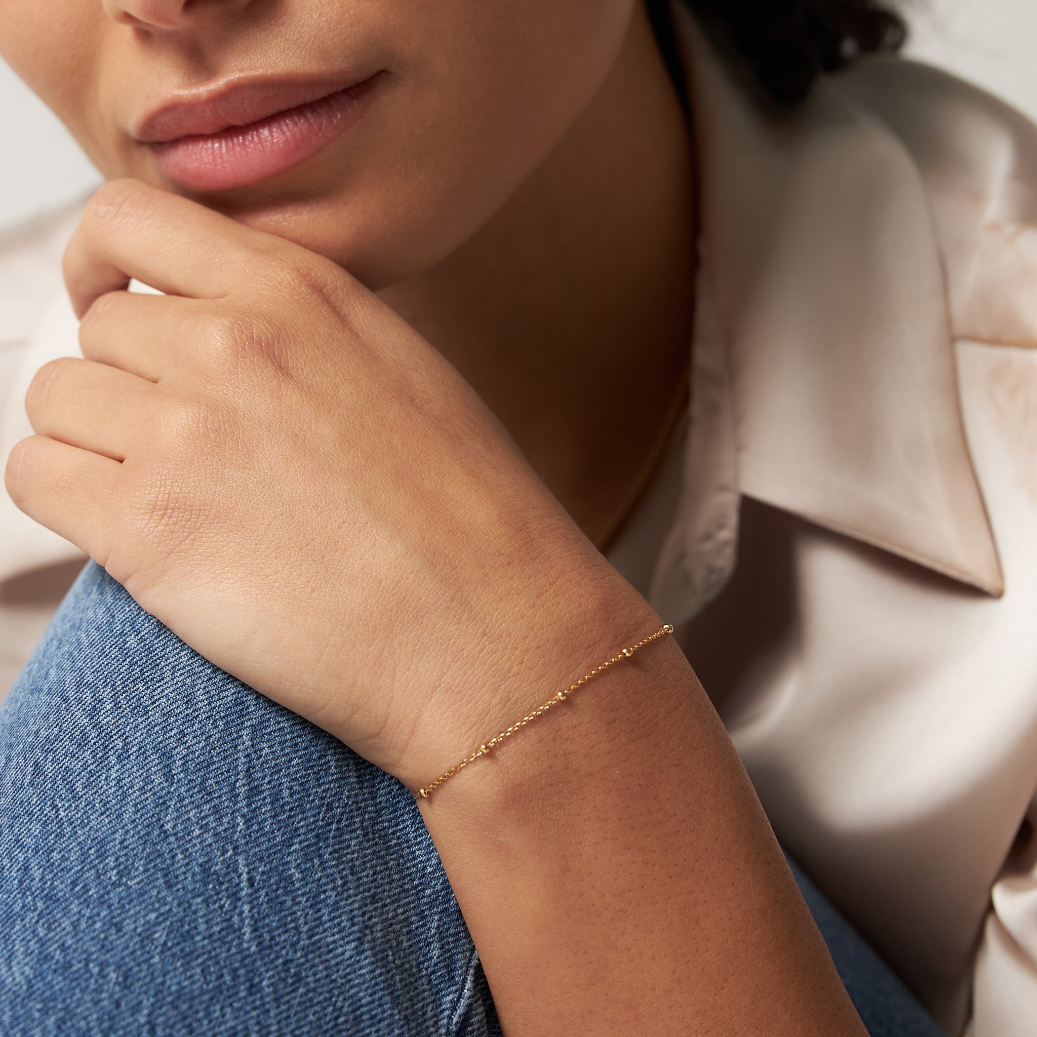 Satellite Armband