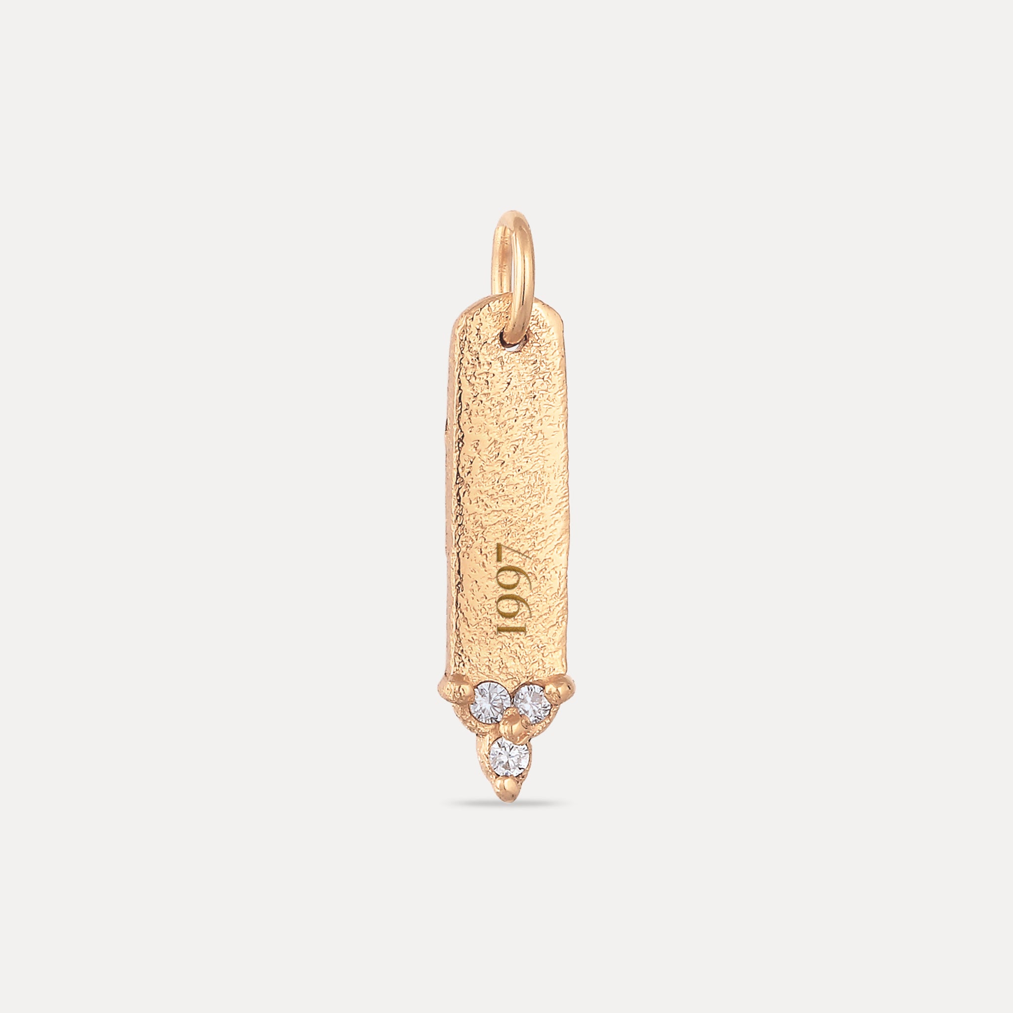 Weißer Saphir Engravable Trinity Bar Anhänger - Antique | 585 Gold