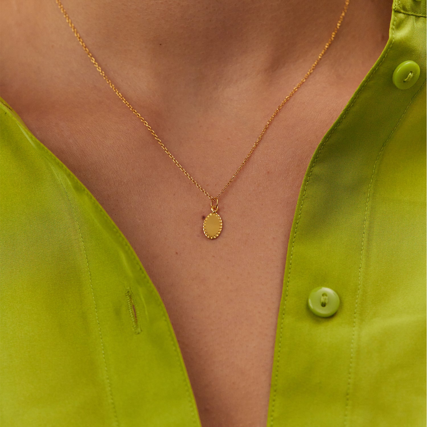 Engravable Biscuit Tag Anhänger Oval | 585 Gold