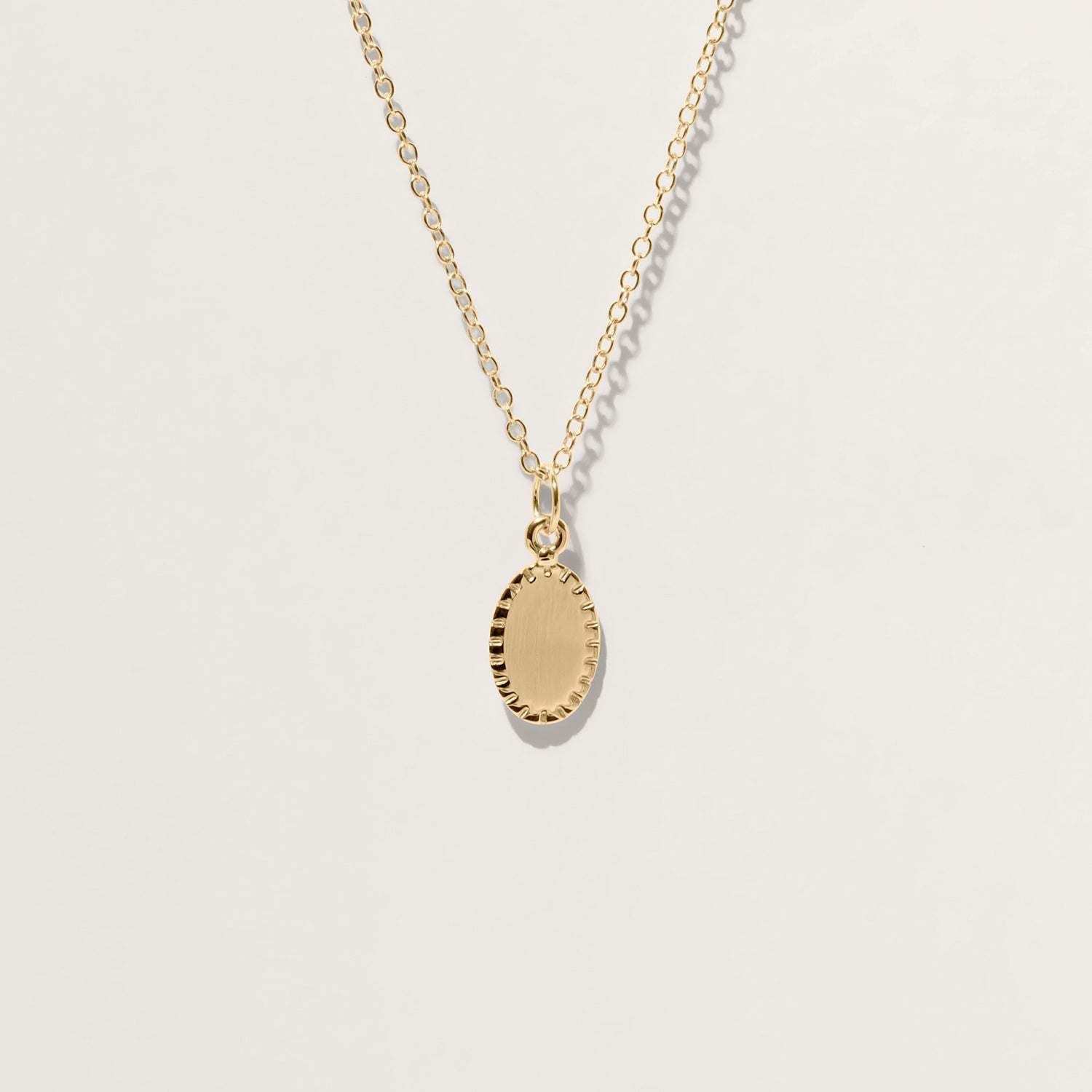 Engravable Biscuit Tag Kette Oval | 585 Gold