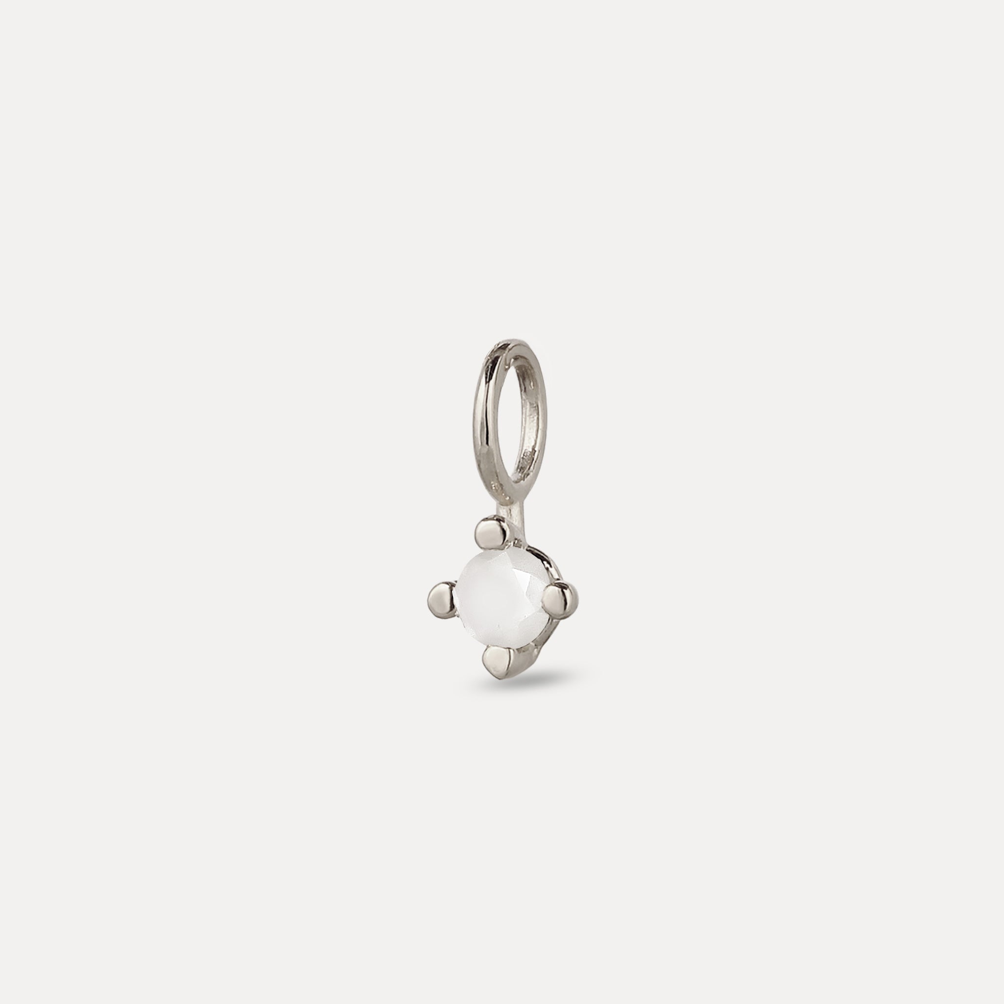 The Minimalist Birthstone Charm Anhänger